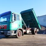 galerie-82-man-2-achs-kipper-mit-ladekran-03
